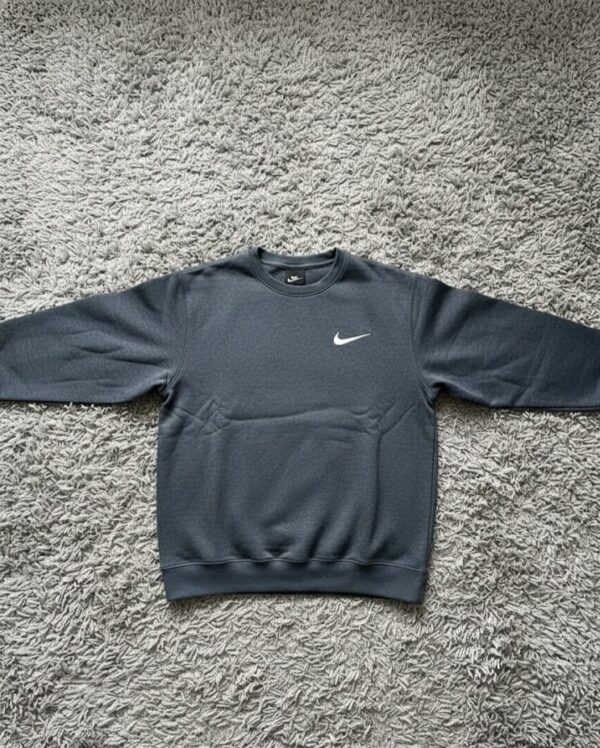 Nike sweatshirt